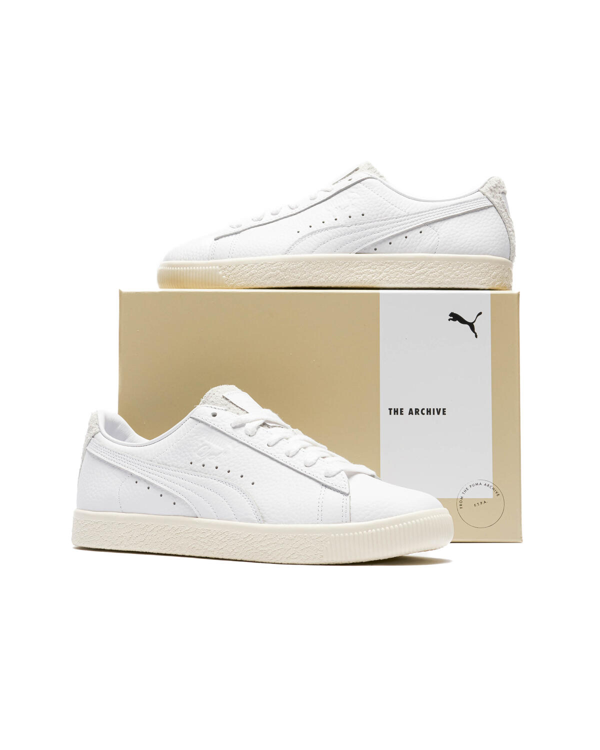 Puma clyde premium on sale